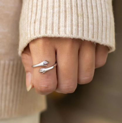 Hug Ring For My Daughter - A Symbol of Love and Protection-XDX